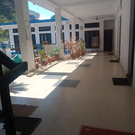 Vamoose Srishty Choice Apartment Rudraprayāg Екстериор снимка