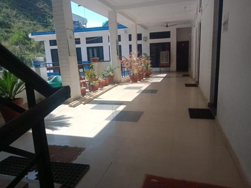 Vamoose Srishty Choice Apartment Rudraprayāg Екстериор снимка